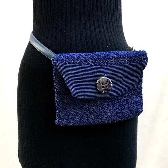 Vintage woven crochet hip bag - Picture 3 of 6